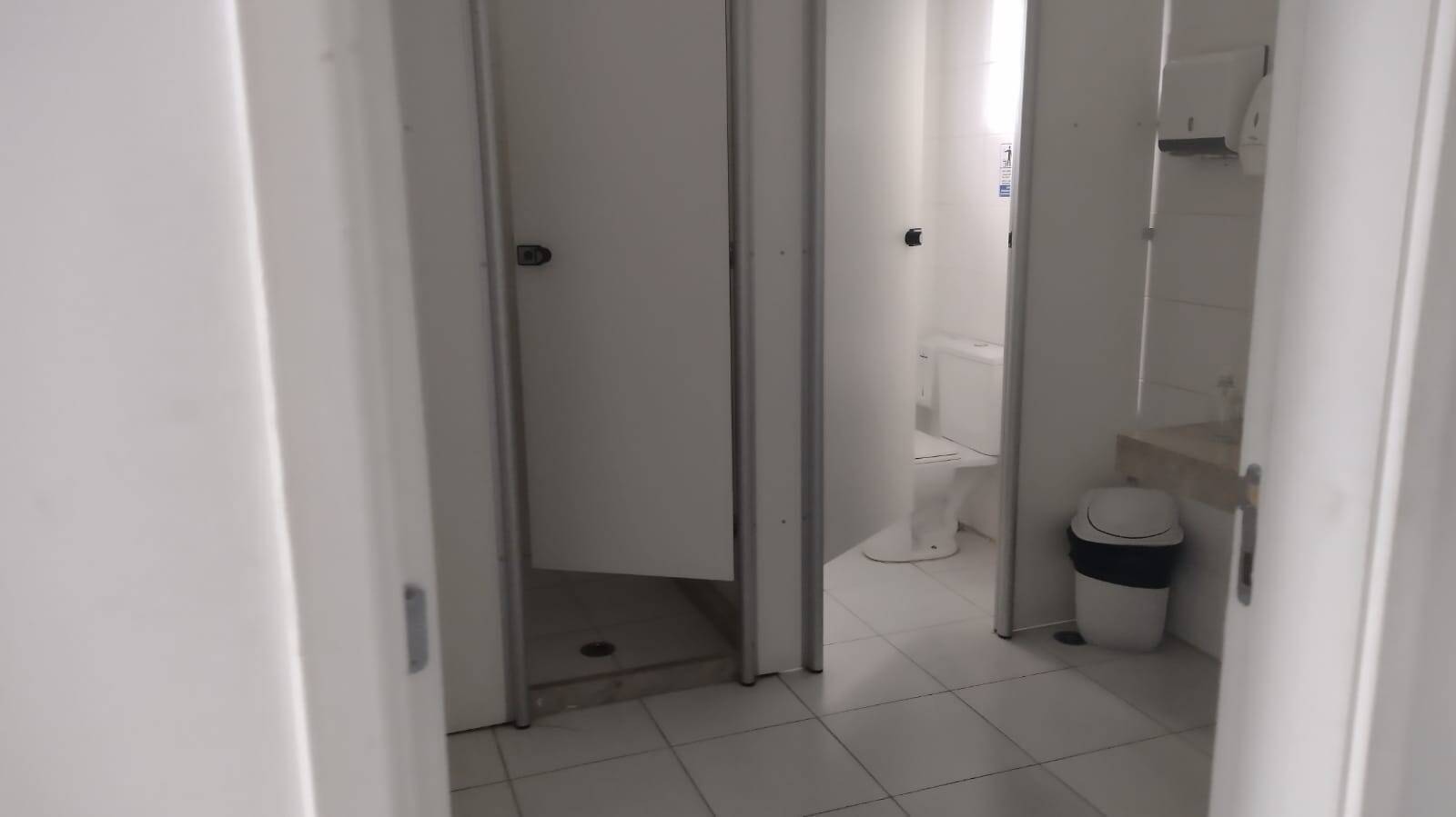 Apartamento à venda com 3 quartos, 130m² - Foto 11