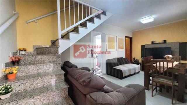 Sobrado à venda com 3 quartos, 72m² - Foto 1