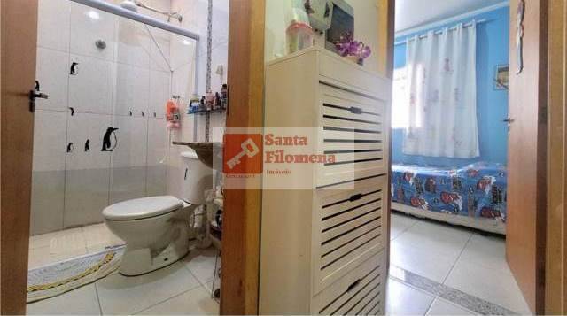 Sobrado à venda com 3 quartos, 72m² - Foto 2