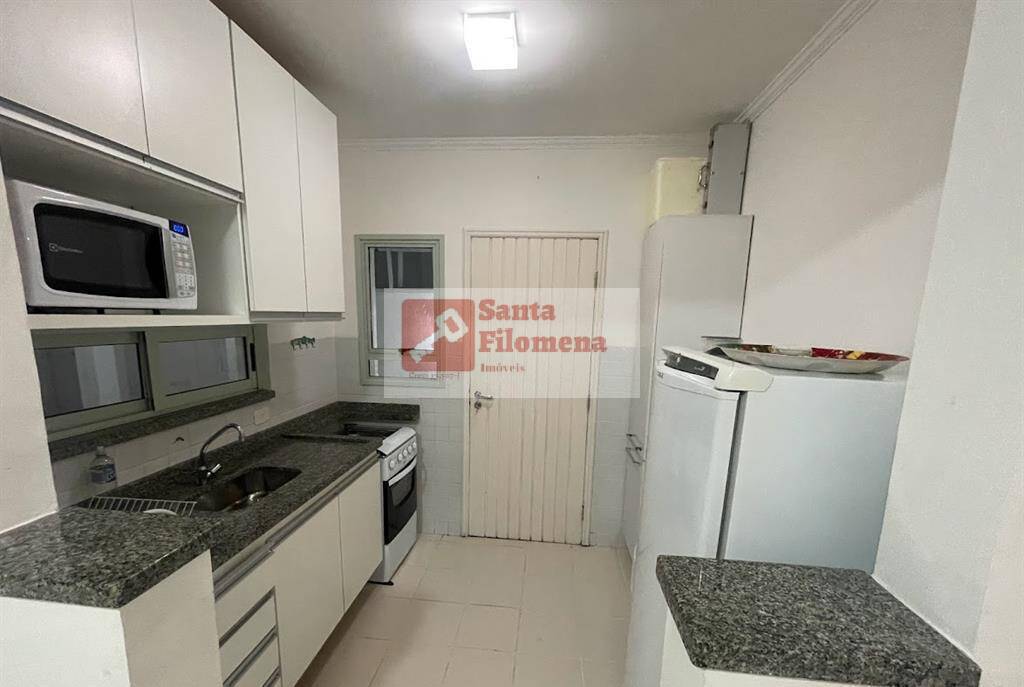 Casa para alugar com 3 quartos, 220m² - Foto 5