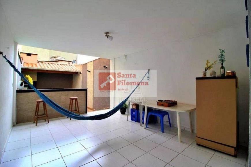 Sobrado à venda com 2 quartos, 163m² - Foto 2