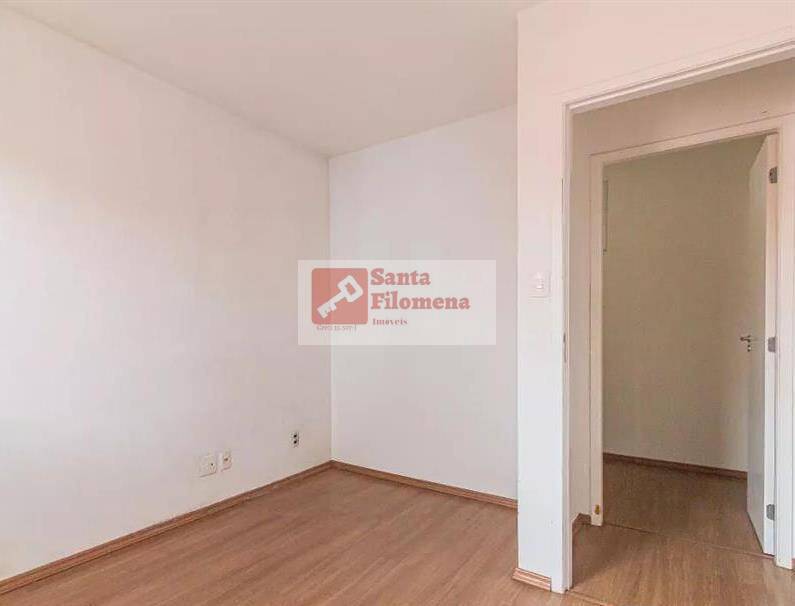 Apartamento à venda com 3 quartos, 64m² - Foto 4