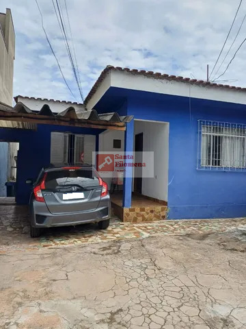 Casa à venda com 2 quartos, 170m² - Foto 1