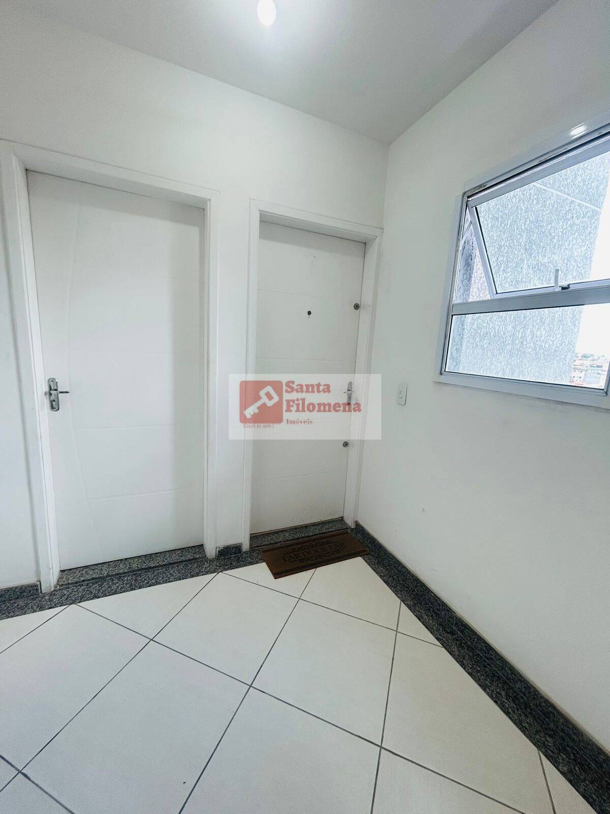 Apartamento à venda com 2 quartos, 56m² - Foto 2