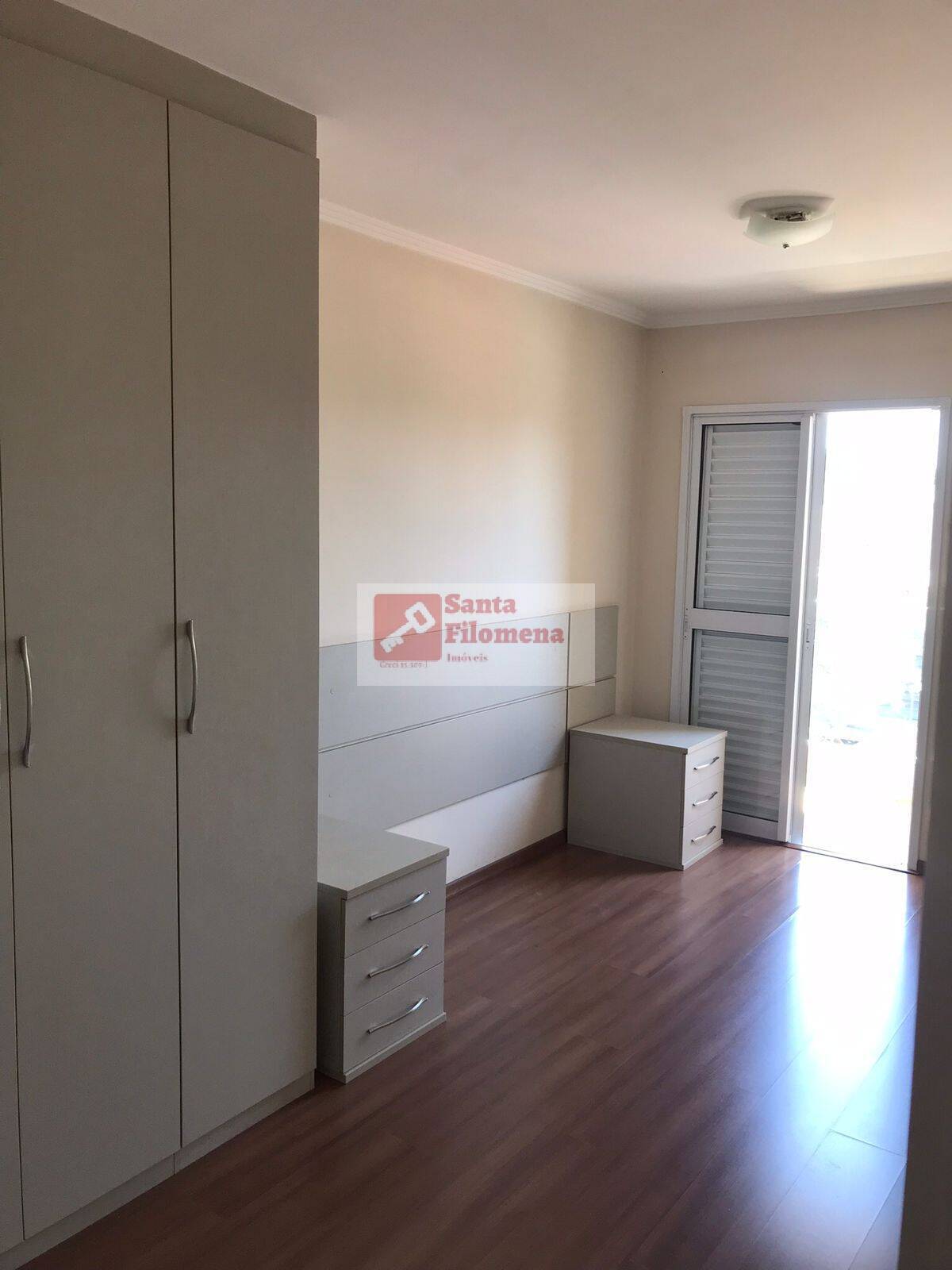 Apartamento à venda com 3 quartos, 82m² - Foto 17