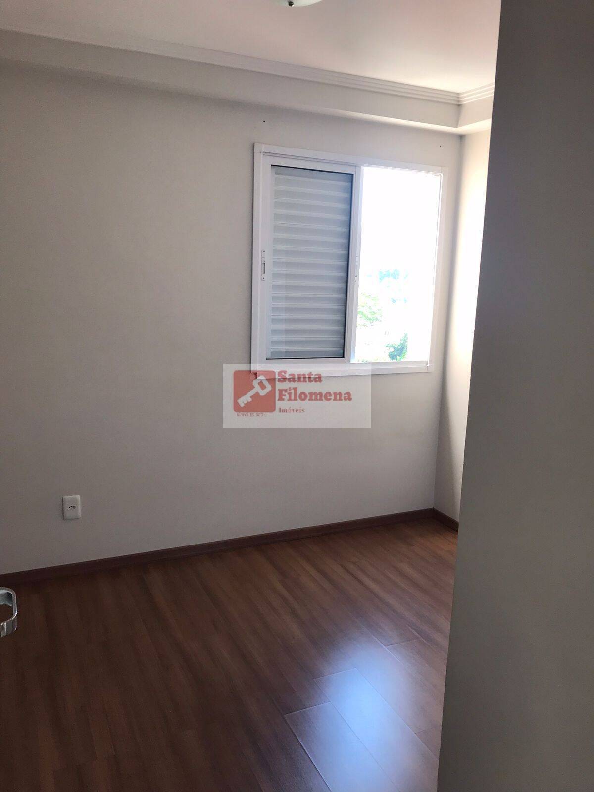 Apartamento à venda com 3 quartos, 82m² - Foto 18