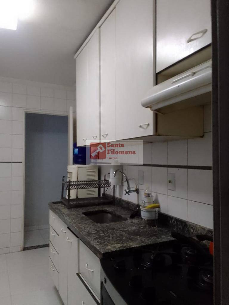 Apartamento à venda com 3 quartos, 82m² - Foto 13