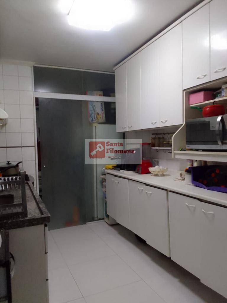 Apartamento à venda com 3 quartos, 82m² - Foto 15