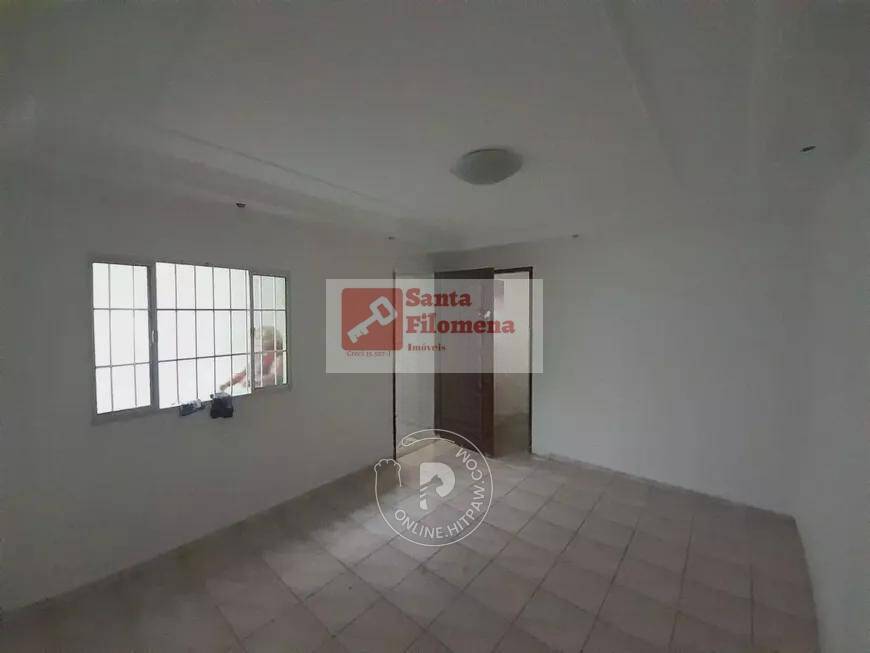 Casa para alugar com 4 quartos, 210m² - Foto 3