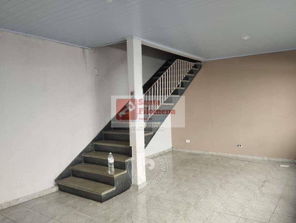 Casa para alugar com 4 quartos, 180m² - Foto 3