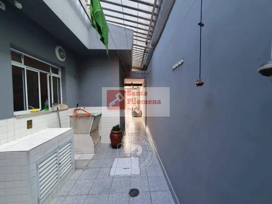 Casa à venda com 2 quartos, 141m² - Foto 1