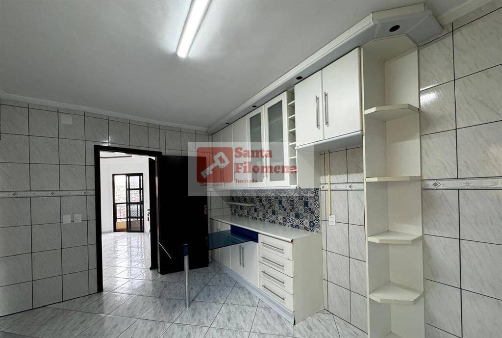 Apartamento à venda com 3 quartos, 96m² - Foto 1