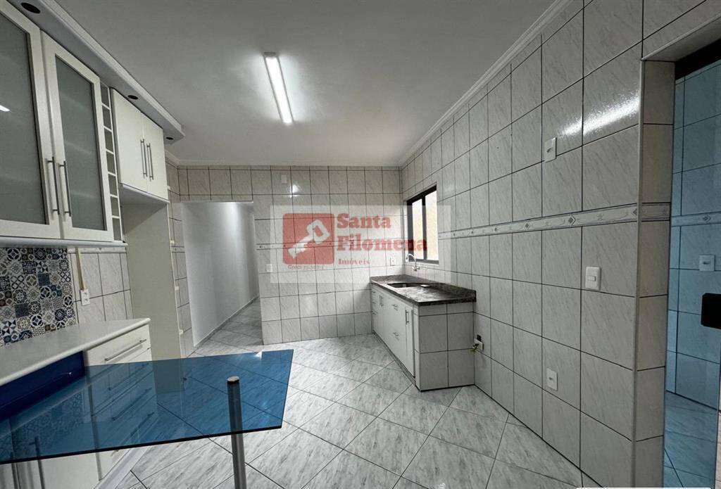 Apartamento à venda com 3 quartos, 96m² - Foto 2