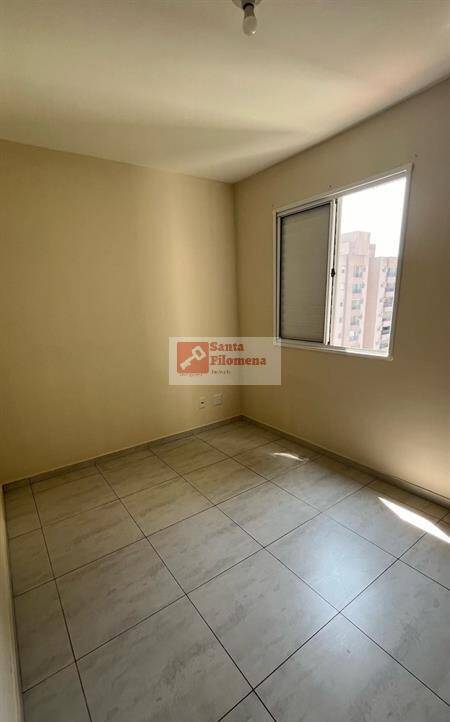 Apartamento à venda com 3 quartos, 60m² - Foto 3