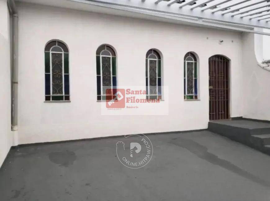 Casa para alugar com 3 quartos, 140m² - Foto 1