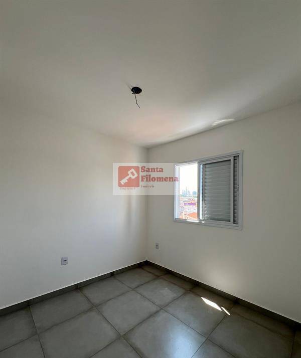 Apartamento para alugar com 2 quartos, 42m² - Foto 6