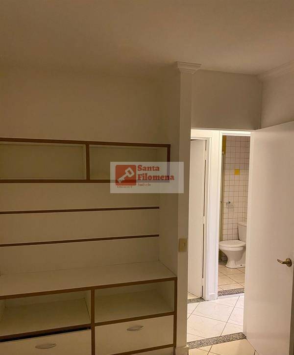 Apartamento à venda com 3 quartos, 55m² - Foto 2