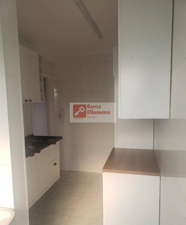 Apartamento para alugar com 2 quartos, 50m² - Foto 5